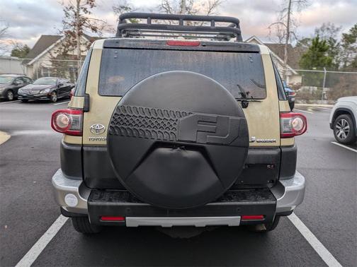 2014 Toyota FJ Cruiser Base