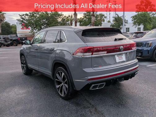 Kingfisher Blue Metallic 2024 Volkswagen Atlas Cross Sport 2.0T SEL Premium