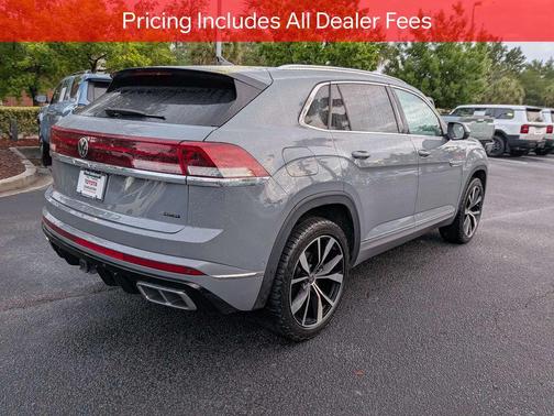 Kingfisher Blue Metallic 2024 Volkswagen Atlas Cross Sport 2.0T SEL Premium