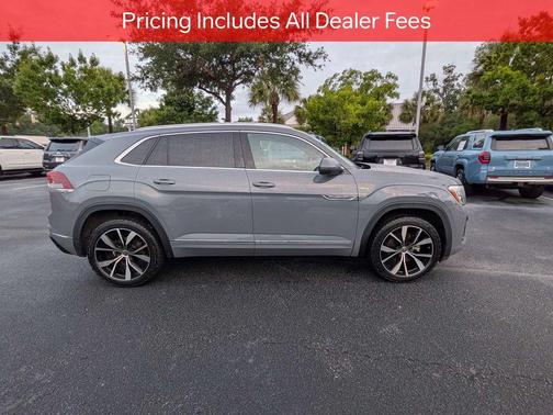 Kingfisher Blue Metallic 2024 Volkswagen Atlas Cross Sport 2.0T SEL Premium