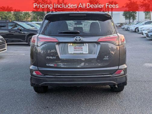 Magnetic Gray Metallic 2018 Toyota RAV4 LE