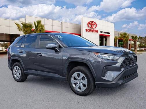 2022 Toyota RAV4 LE