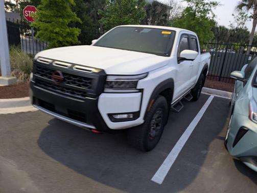 Glacier White 2025 Nissan Frontier PRO-4X