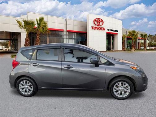 2017 Nissan Versa Note SV