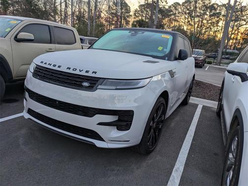 2024 Land Rover Range Rover Sport SE