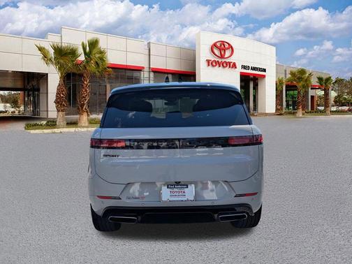 2024 Land Rover Range Rover Sport SE