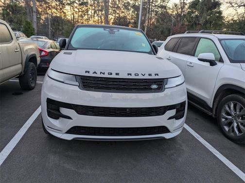2024 Land Rover Range Rover Sport SE