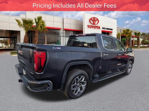 Titanium Rush Metallic 2023 GMC Sierra 1500 SLT