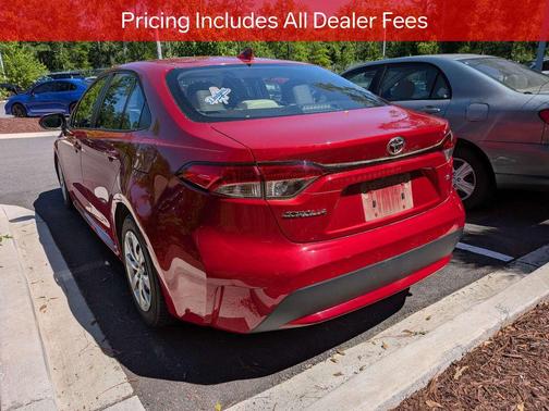 Barcelona Red Metallic 2021 Toyota Corolla LE