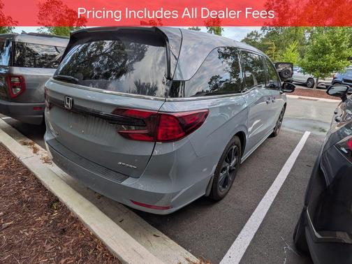 Sonic Gray Pearl 2024 Honda Odyssey Sport