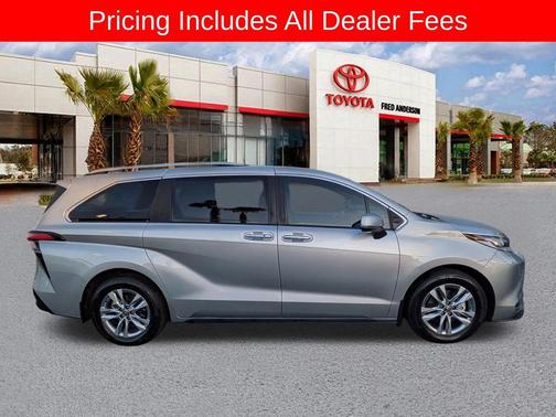 Celestial Silver Metallic 2025 Toyota Sienna Limited