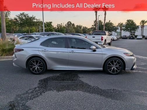 Celestial Silver Metallic 2024 Toyota Camry Hybrid SE