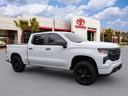 2023 Chevrolet Silverado 1500 Custom