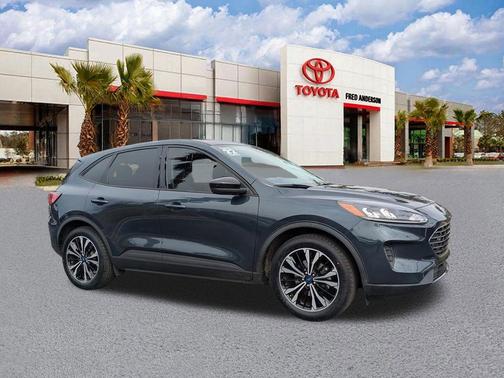 2022 Ford Escape SE