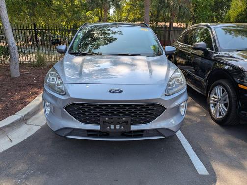 ICED BLUE SILVER METALLIC 2022 Ford Escape Titanium