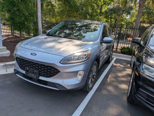 ICED BLUE SILVER METALLIC 2022 Ford Escape Titanium