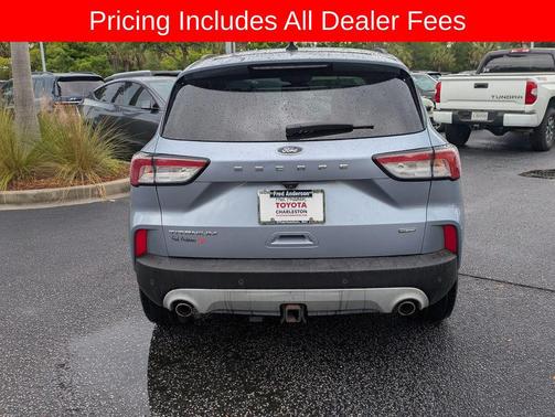 ICED BLUE SILVER METALLIC 2022 Ford Escape Titanium