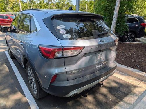 ICED BLUE SILVER METALLIC 2022 Ford Escape Titanium