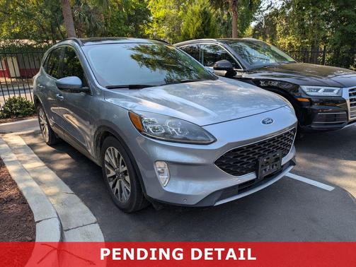 ICED BLUE SILVER METALLIC 2022 Ford Escape Titanium