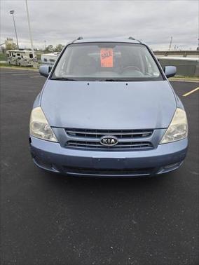 2010 Kia Sedona LX