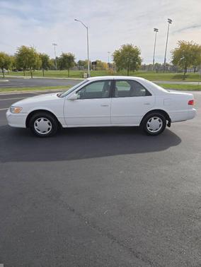 2000 Toyota Camry LE