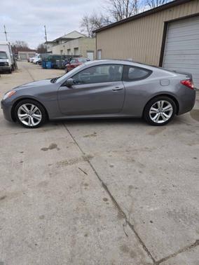 2010 Hyundai Genesis Coupe 3.8 Grand Touring