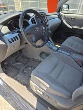 2003 Toyota Highlander Base