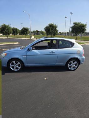 2009 Hyundai Accent SE