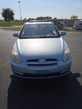 2009 Hyundai Accent SE