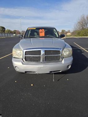 2005 Dodge Dakota ST Quad Cab
