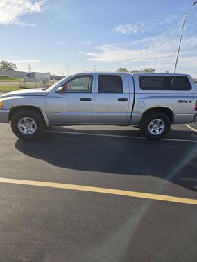 2005 Dodge Dakota ST Quad Cab