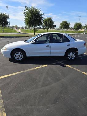 2003 Chevrolet Cavalier Base