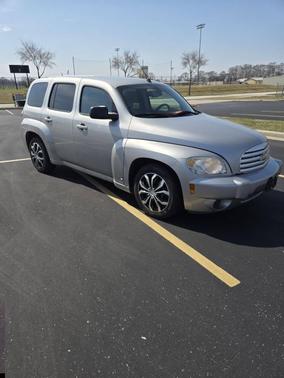 Silver 2008 Chevrolet HHR LS