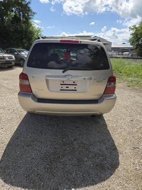 2004 Toyota Highlander Base