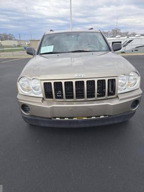 2005 Jeep Grand Cherokee Laredo