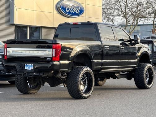 2022 Ford F-350 Platinum