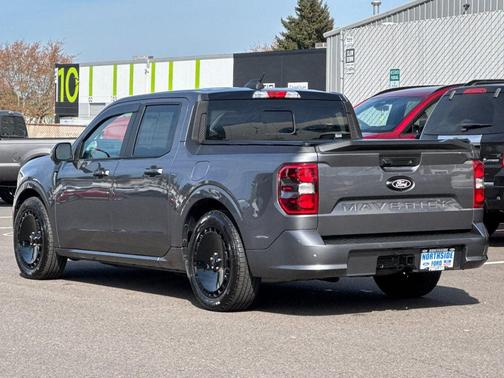 2025 Ford Maverick Lobo