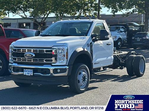 Oxford White 2024 Ford F-450 DRW Truck