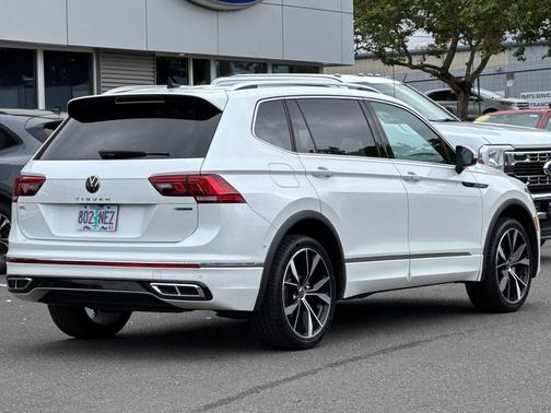 Oryx White Pearl 2022 Volkswagen Tiguan 2.0T SEL R-Line 4MOTION