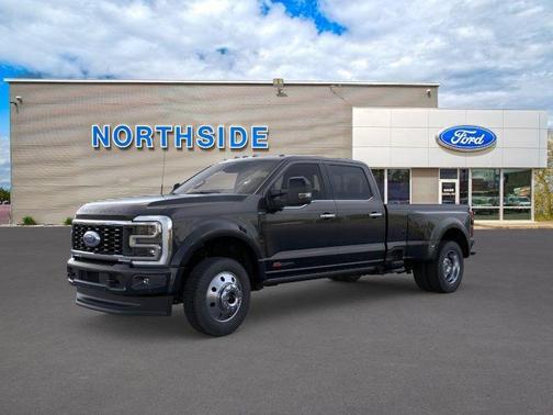 Agate Black Metallic 2026 Ford F-450 Platinum