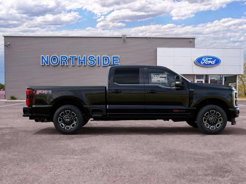 Agate Black Metallic 2027 Ford F-350 Platinum