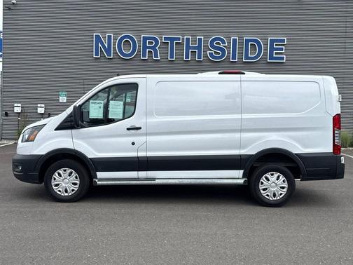 Oxford White 2025 Ford Transit-250 Base