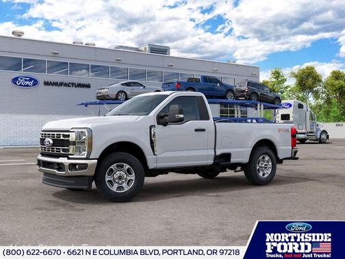 Oxford White 2027 Ford F-350 XLT