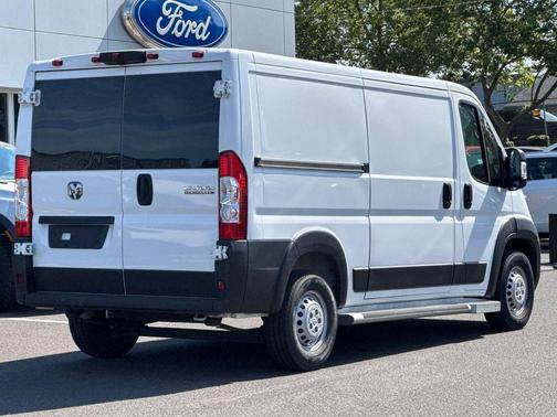 Bright White Clearcoat 2025 RAM ProMaster 2500 Tradesman