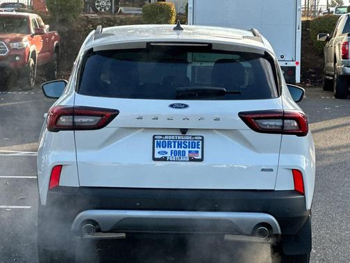 2024 Ford Escape PHEV SE