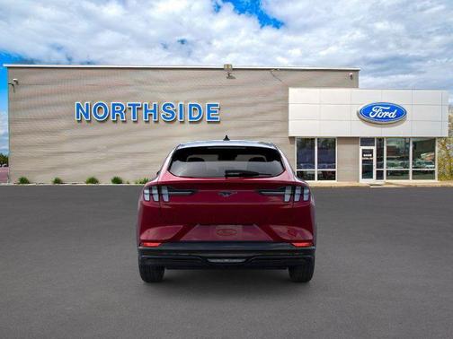 Molten Magenta Metallic Tinted Clearcoat 2025 Ford Mustang Mach-E Premium