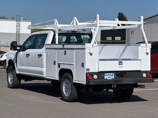 Oxford White 2026 Ford F-350 XL