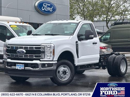 Oxford White 2026 Ford F-350 XL