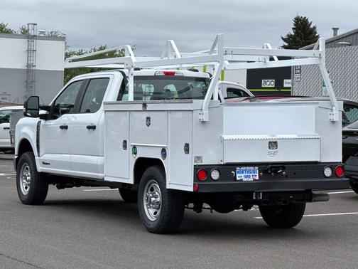 Oxford White 2026 Ford F-350 XL