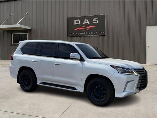 2021 Lexus LX 570 Three-Row